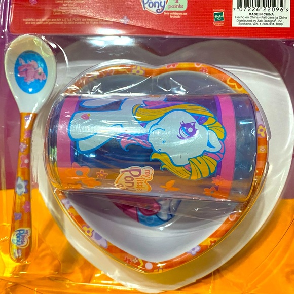 MY LITLE PONY G3 NWT VINTAGE 2003 4 PIECE DINNERWARE SET MELAMINE PLATE BOWL CUP - Picture 2 of 13